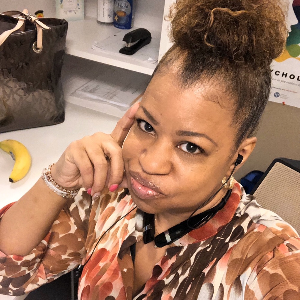 Meet the Posher, Shelly